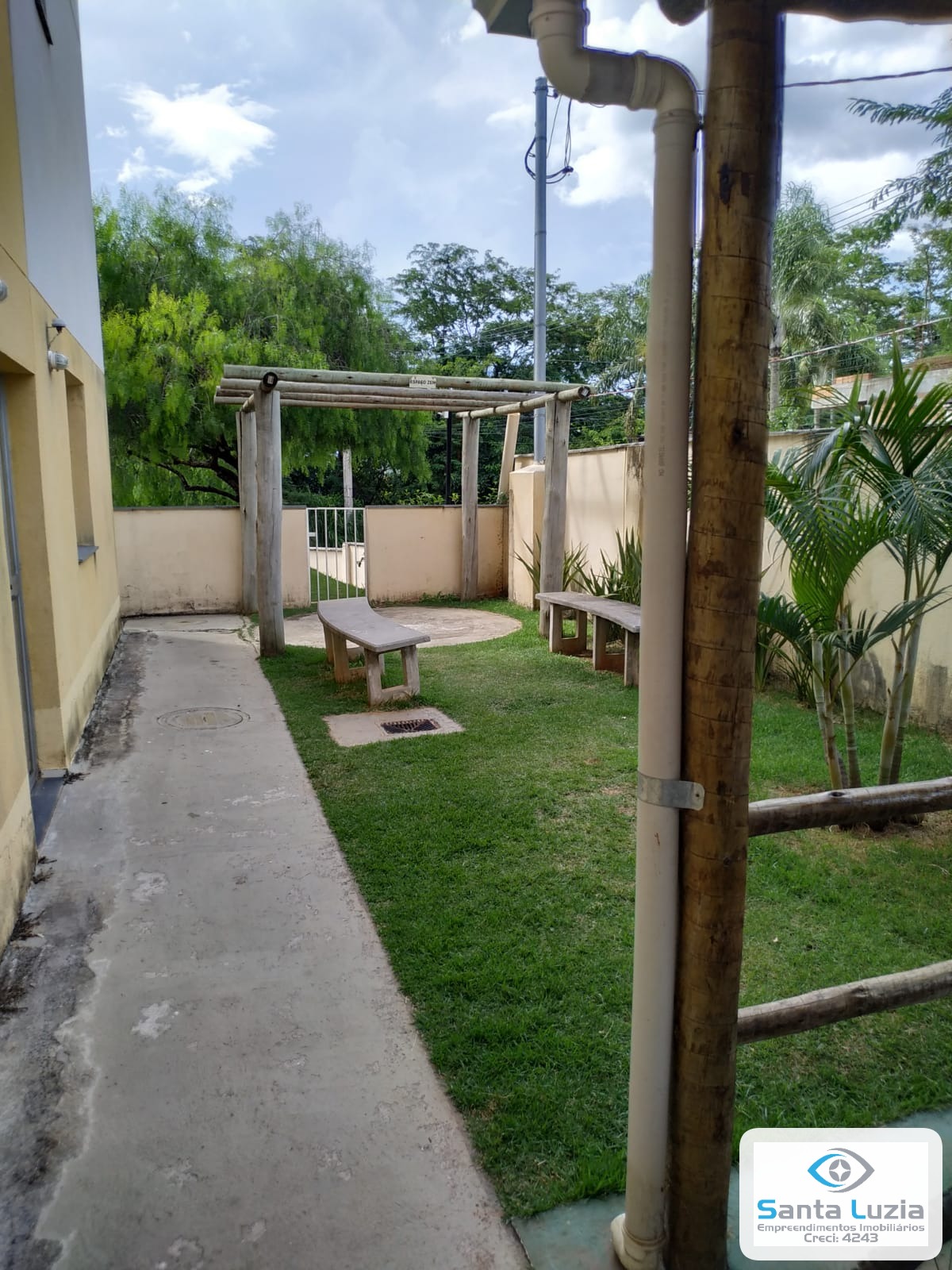 Apartamento em Liberdade